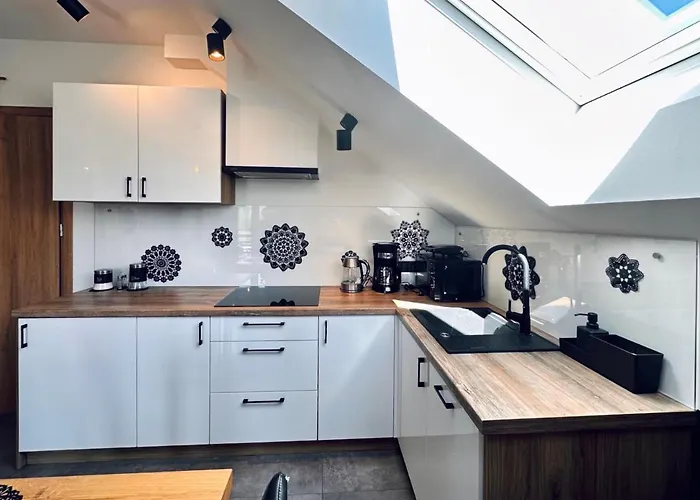 Na Wyrszczku * איסטבנה